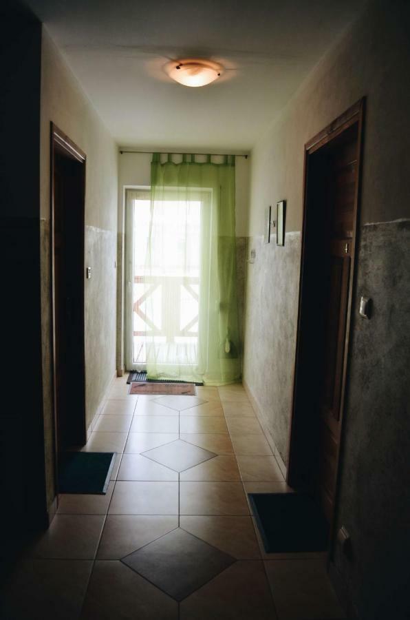 Eko Zagroda Bocianie Gniazdo Mikołajki Kültér fotó